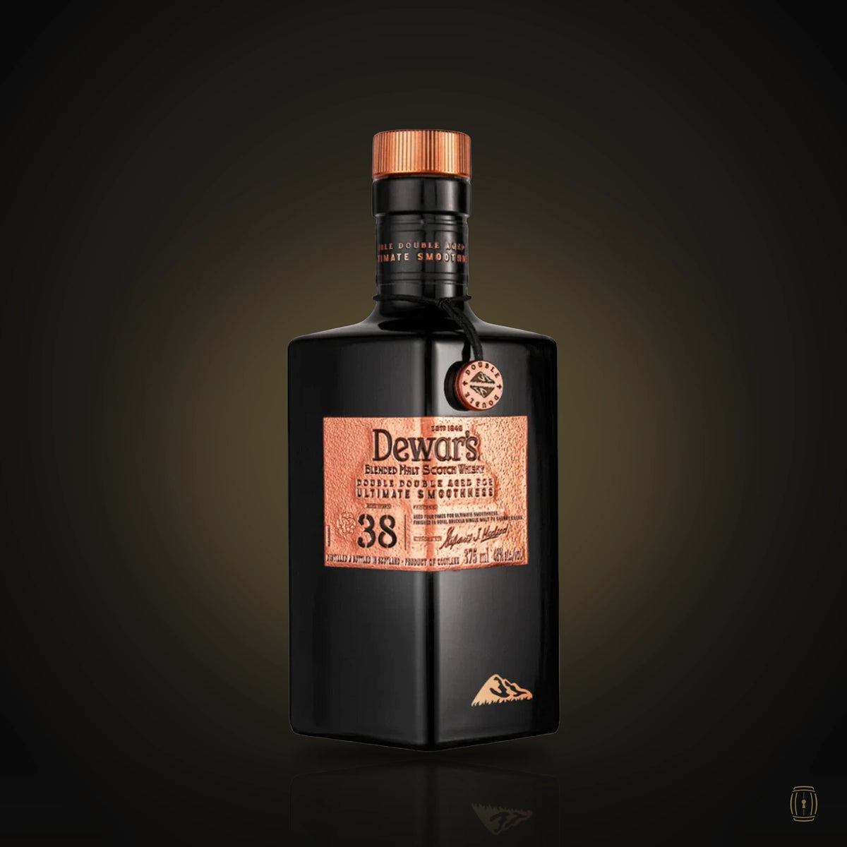 Dewar's Double Double 38 Year Old blended malt Scotch whisky black bottle