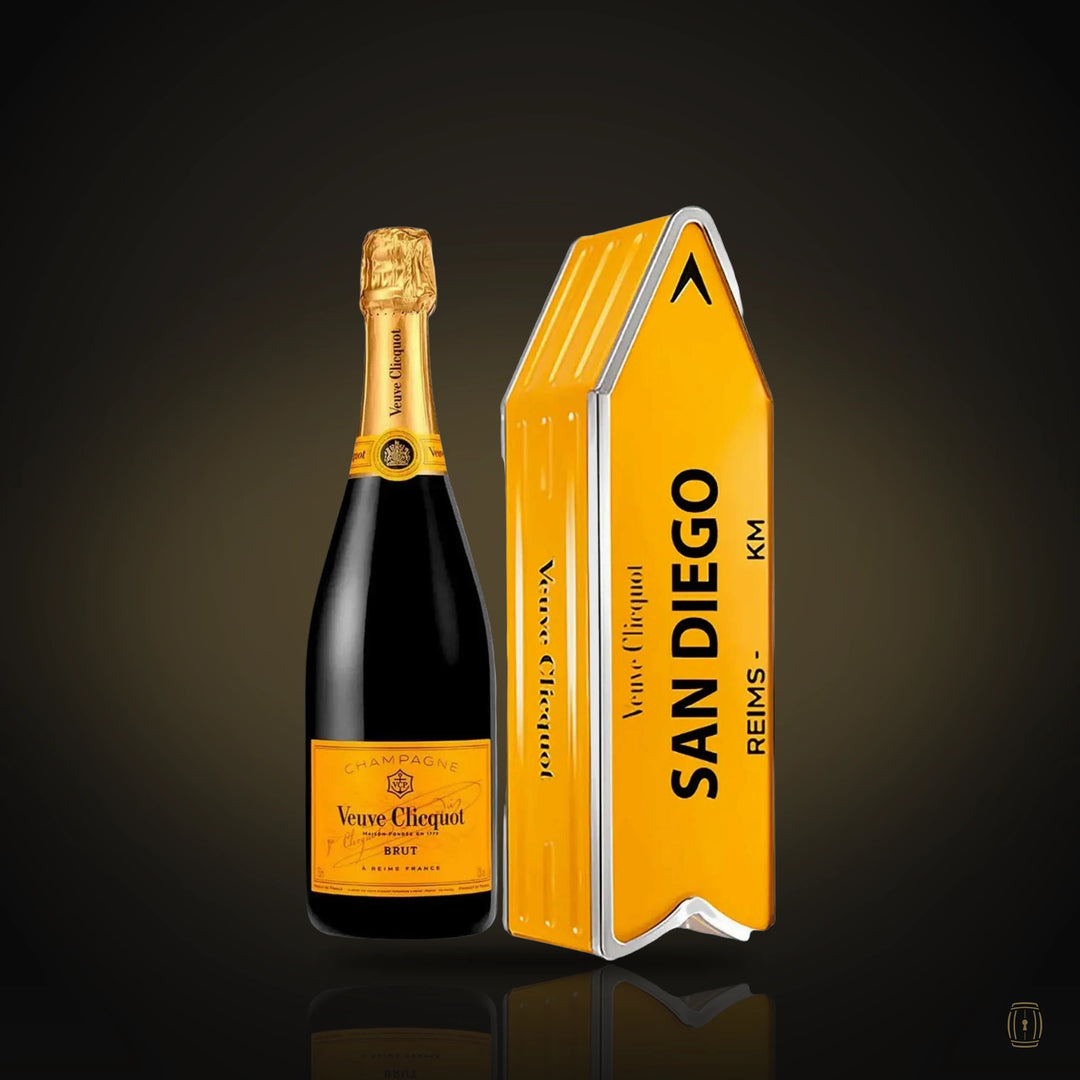 Veuve Clicquot Arrowhead Case San Diego 750 ml
