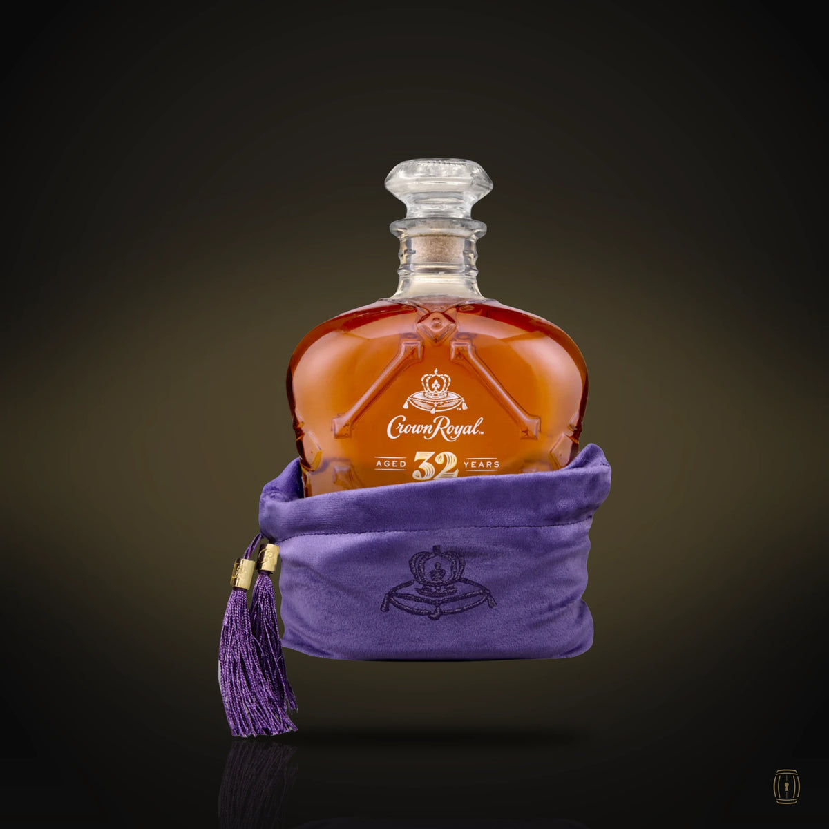 Crown Royal Canadian Extra rare aged 32 Year 750 ML